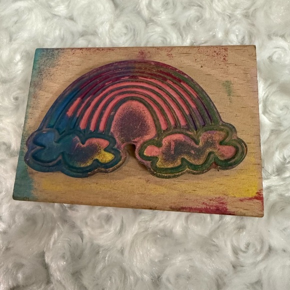 Wooden Rainbow stamper - Picture 2 of 2